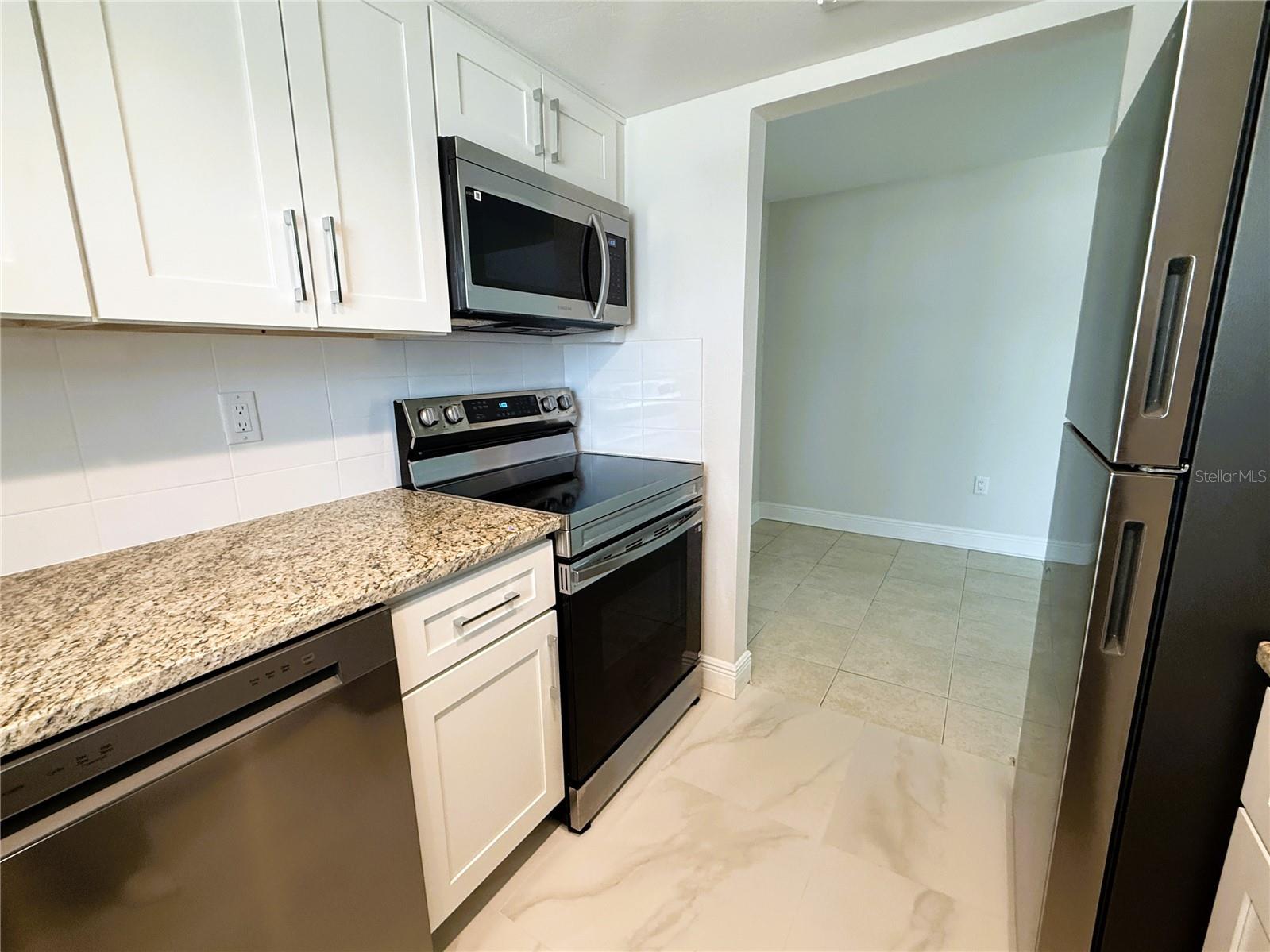 14120 PALM ST #104 — photo 5