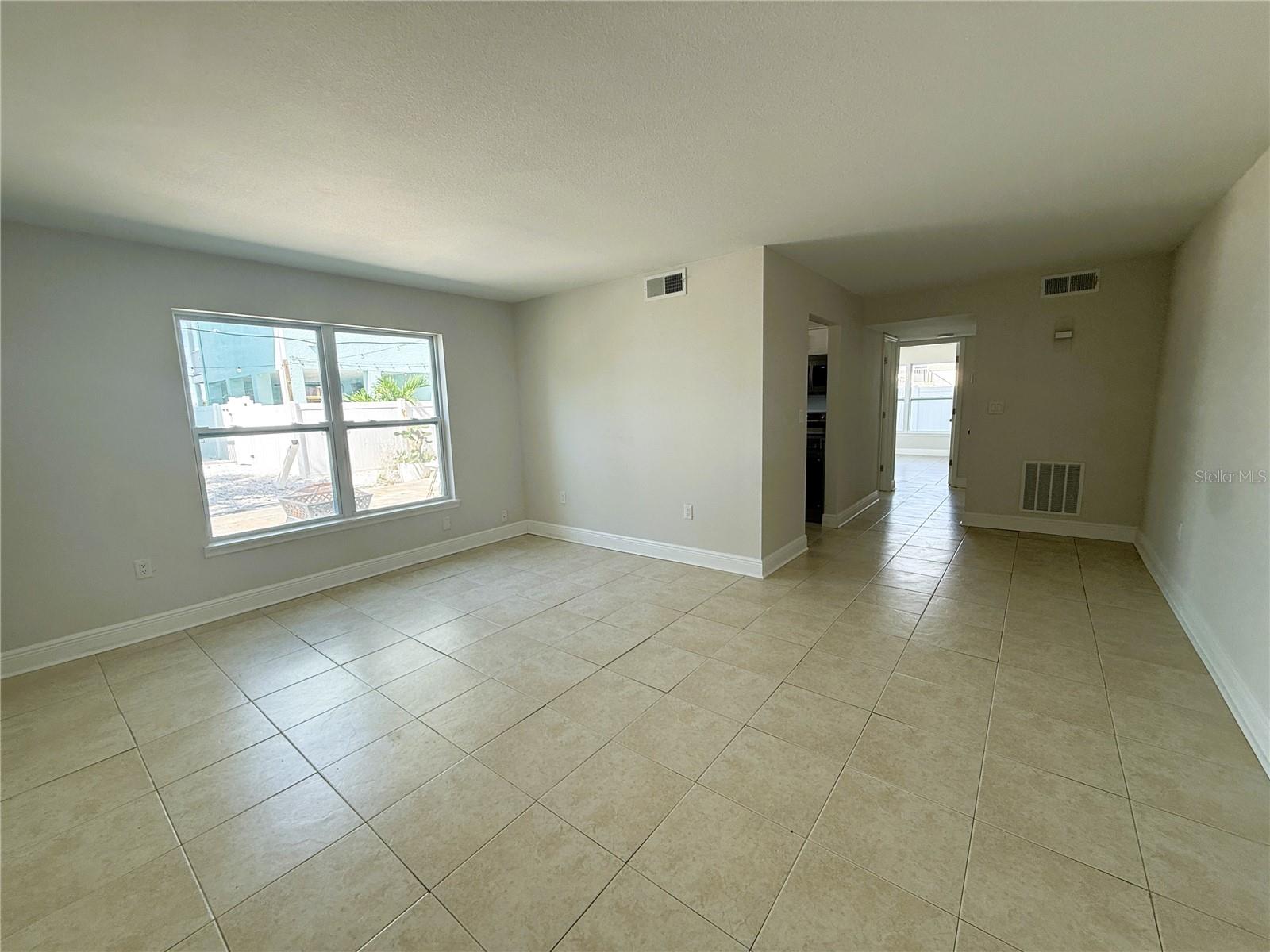 14120 PALM ST #104 — photo 2