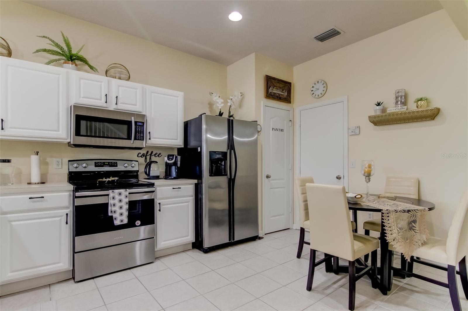 26642 CASTLEVIEW WAY — photo 12