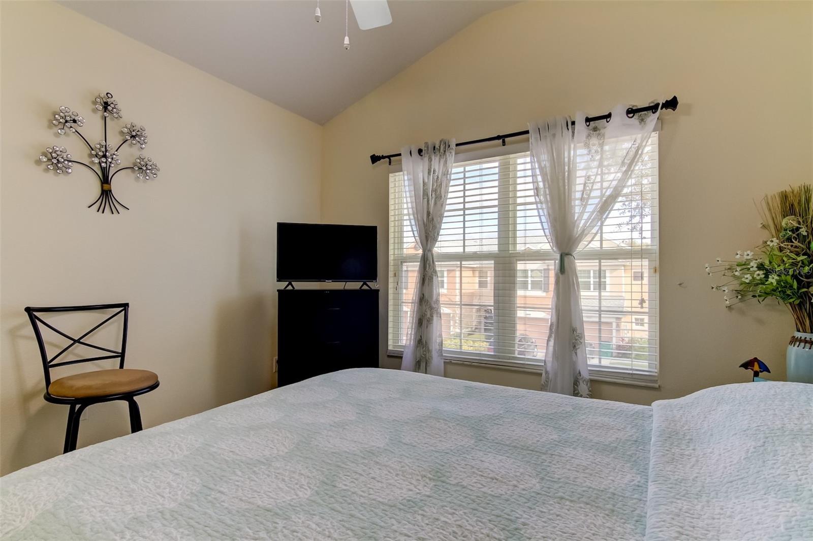 26642 CASTLEVIEW WAY — photo 30