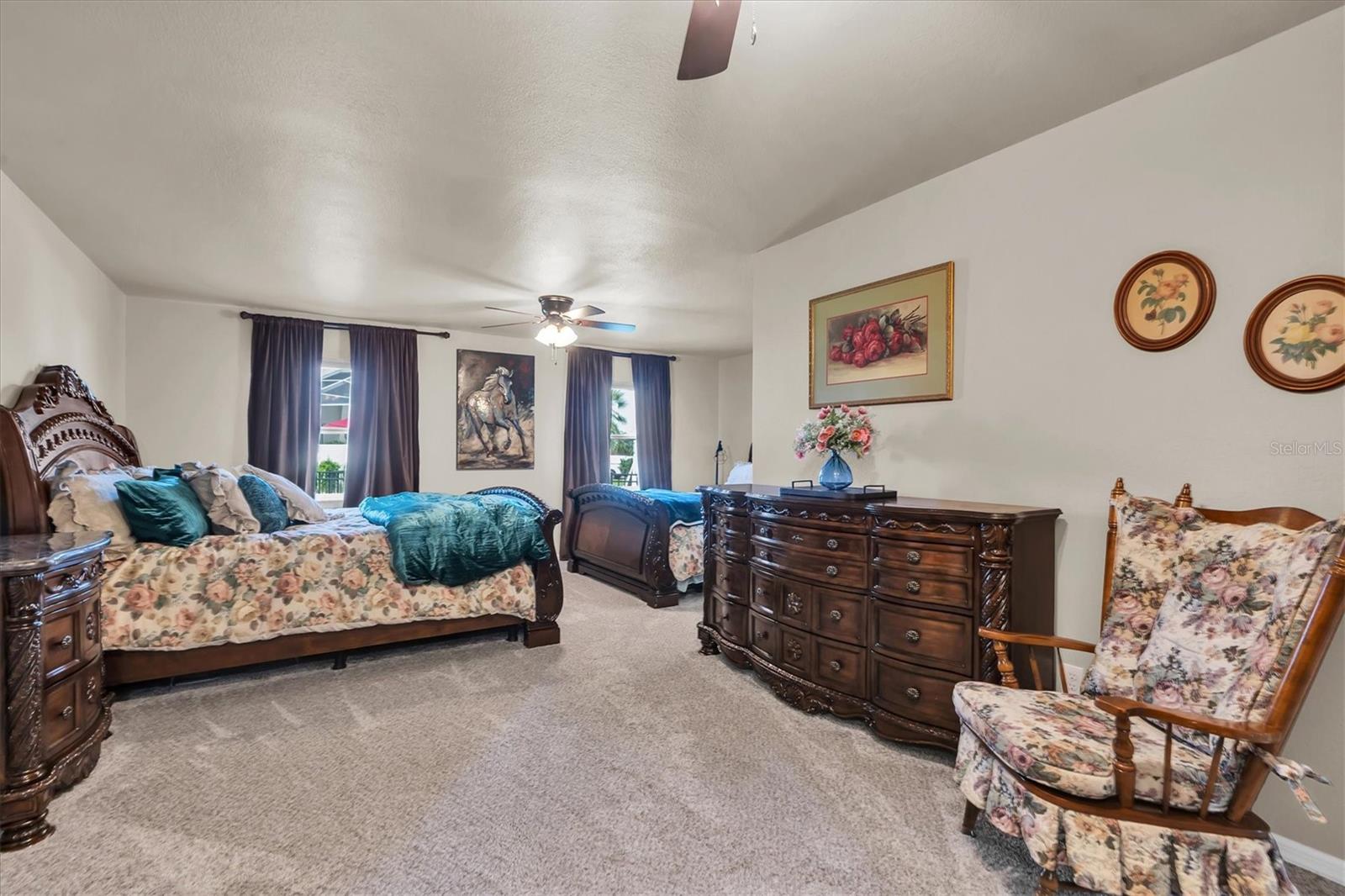 301 THORN HILL PL — photo 22