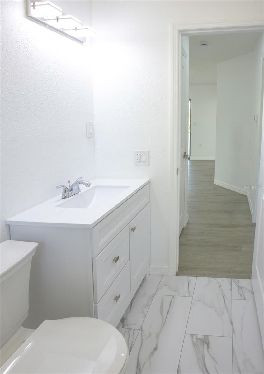 14820 ATLANTIC AVE — photo 20