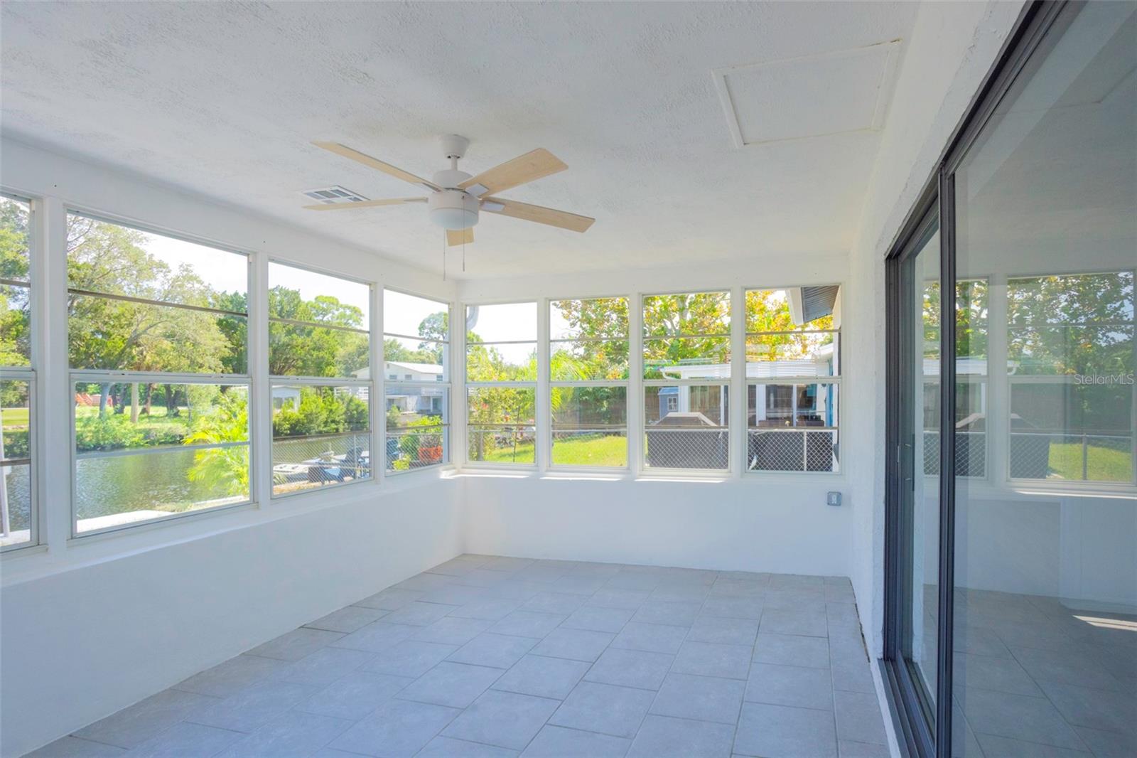 14820 ATLANTIC AVE — photo 26