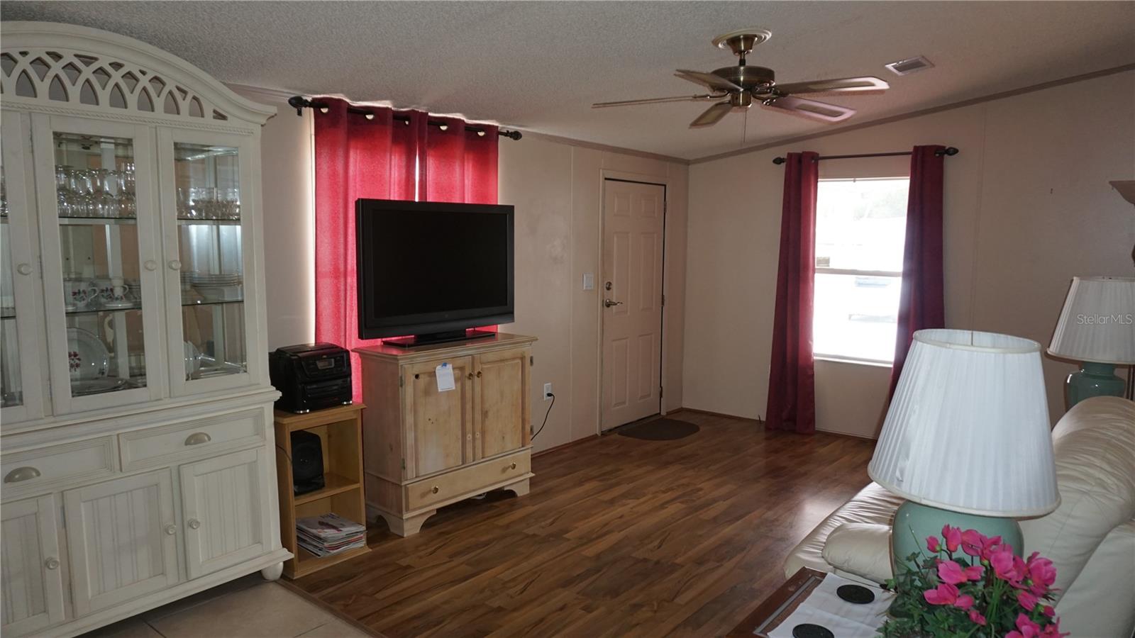 12023 LONGHORN DR — photo 8