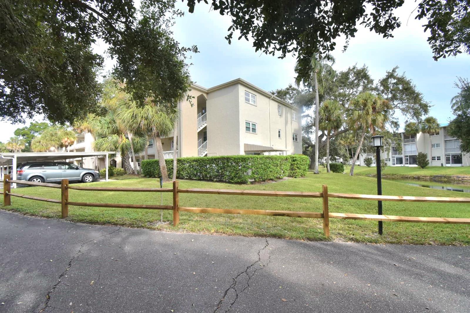 940 VIRGINIA ST #108 — photo 2