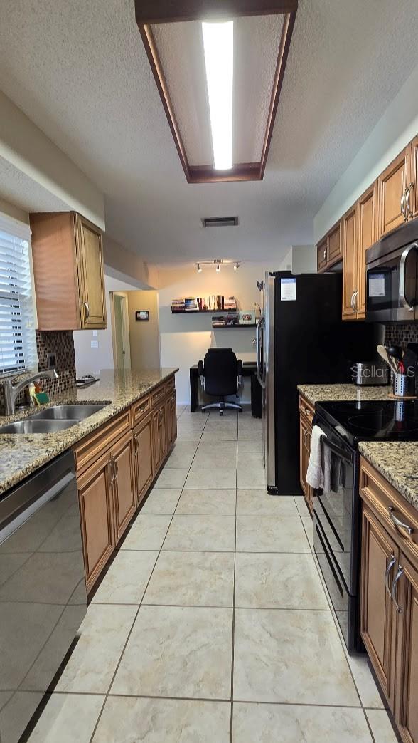 3803 EASTON ST — photo 10