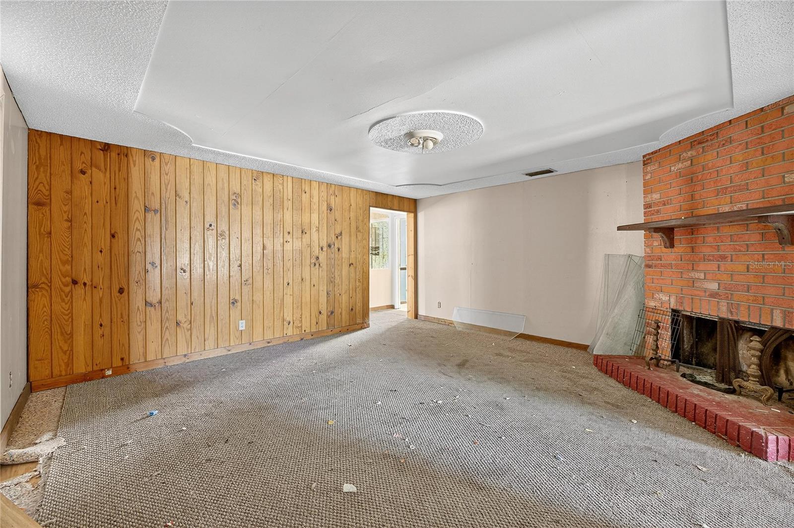 311 S WEBB RD — photo 27