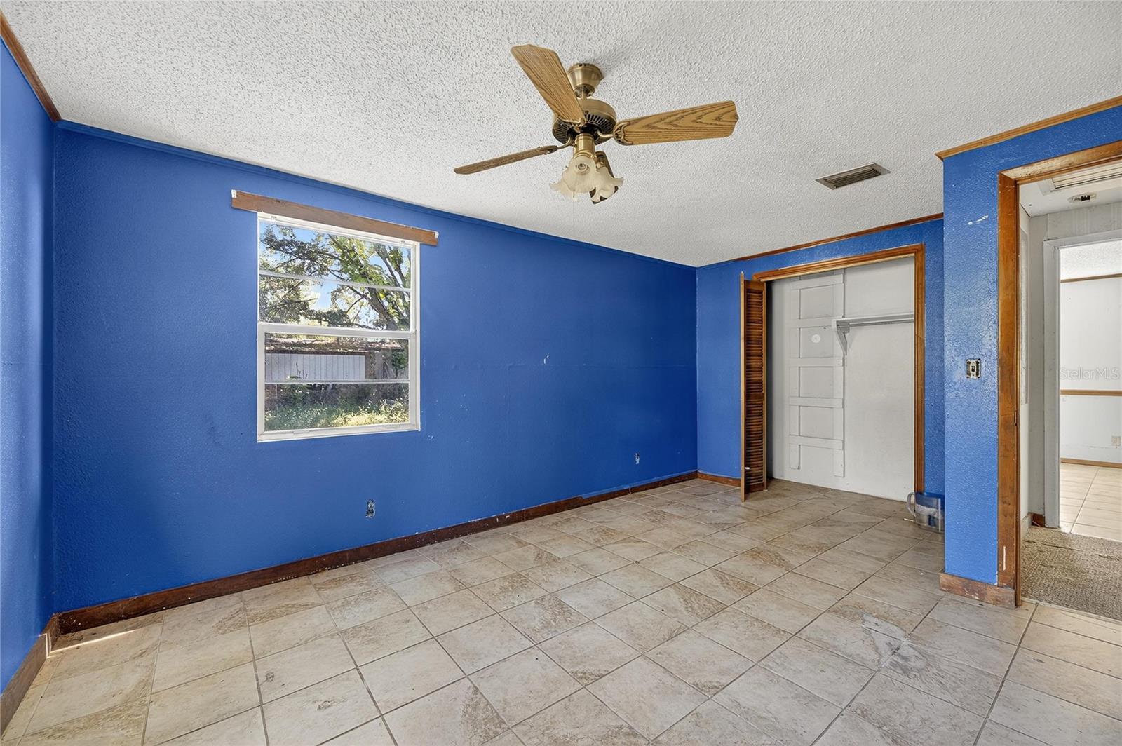 311 S WEBB RD — photo 34