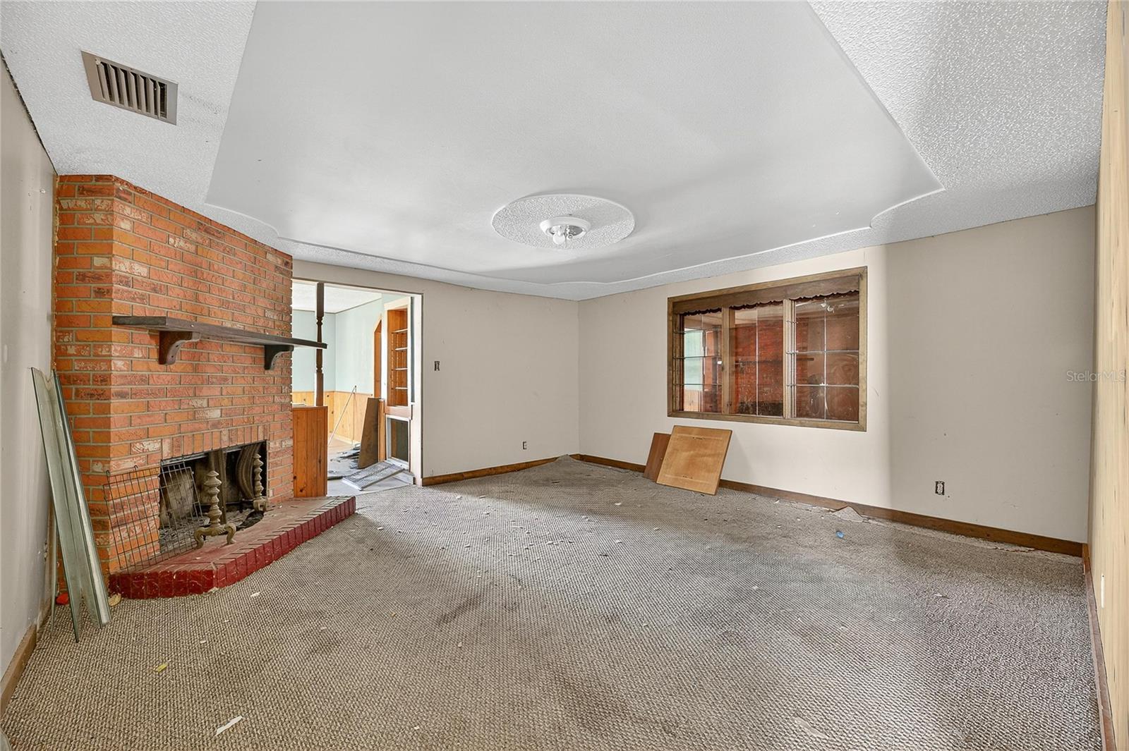 311 S WEBB RD — photo 30
