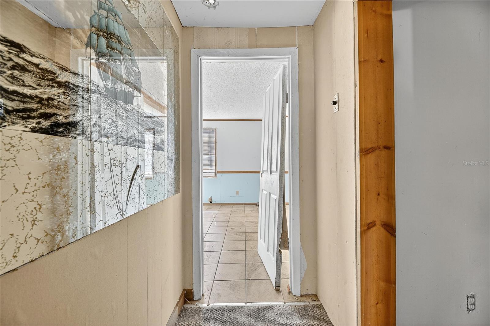 311 S WEBB RD — photo 37