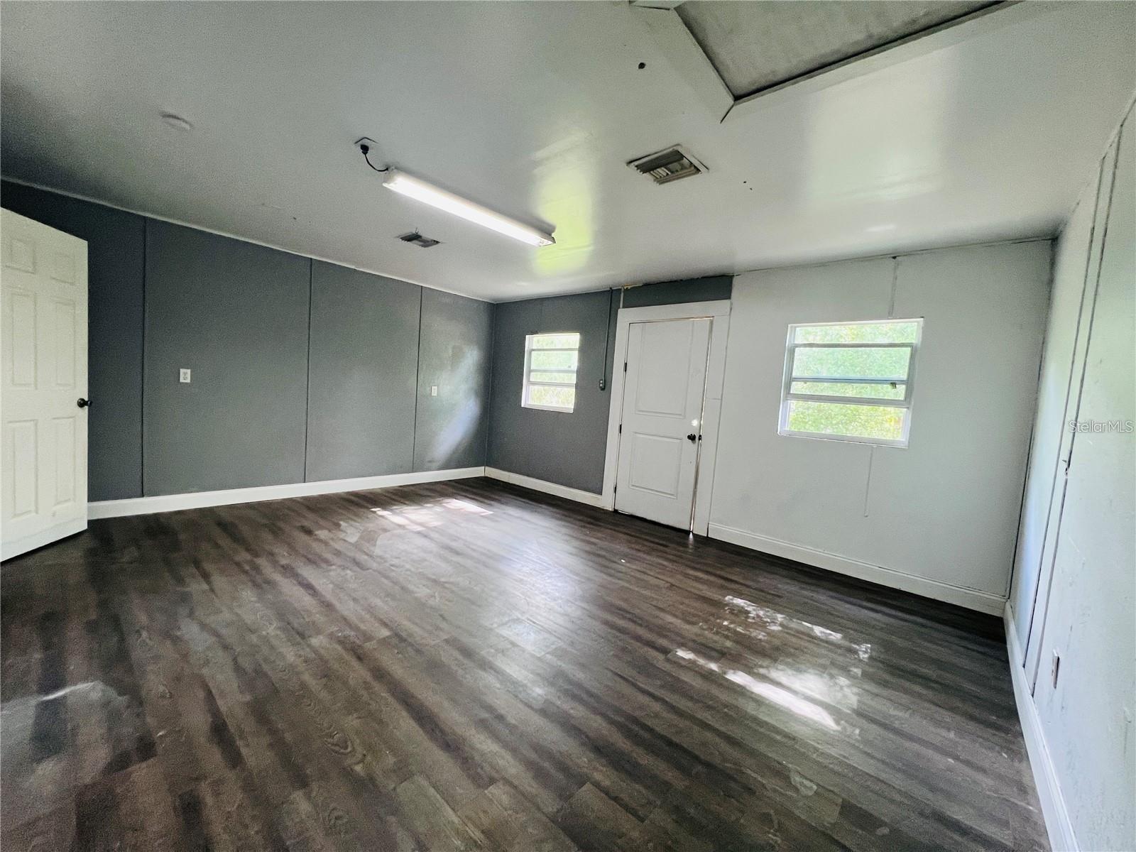 6810 PEARSON LN — photo 27