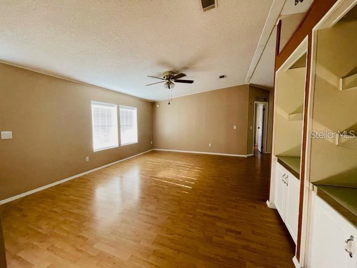 6810 PEARSON LN — photo 10