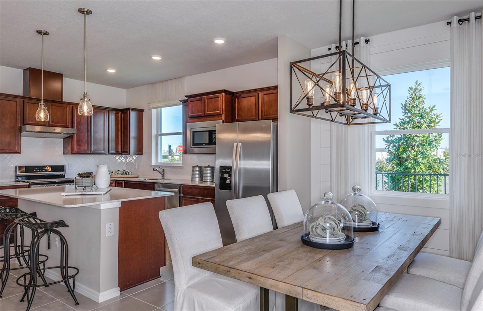 13693 CANYON RIDGE RD — photo 3