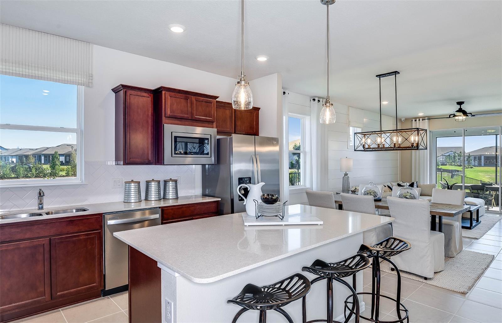 13693 CANYON RIDGE RD — photo 2