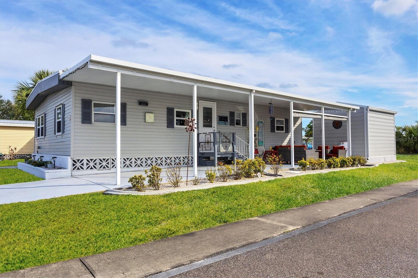 6401 FLORAL CT — photo 8