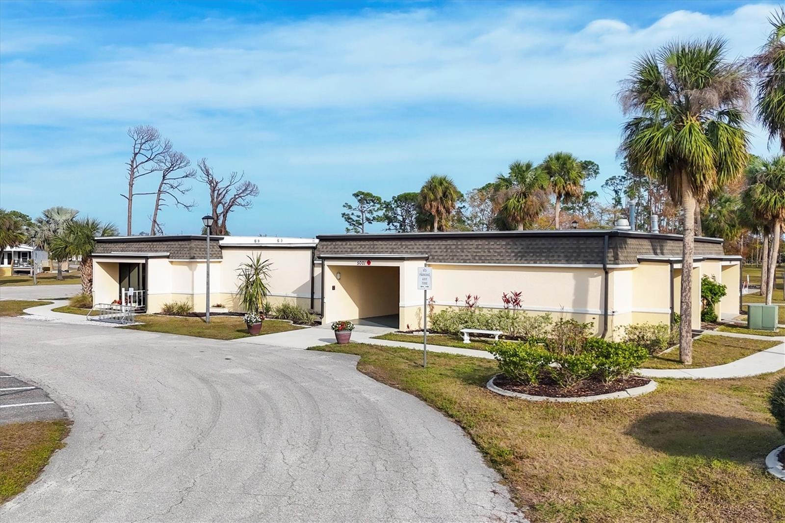 6401 FLORAL CT — photo 47