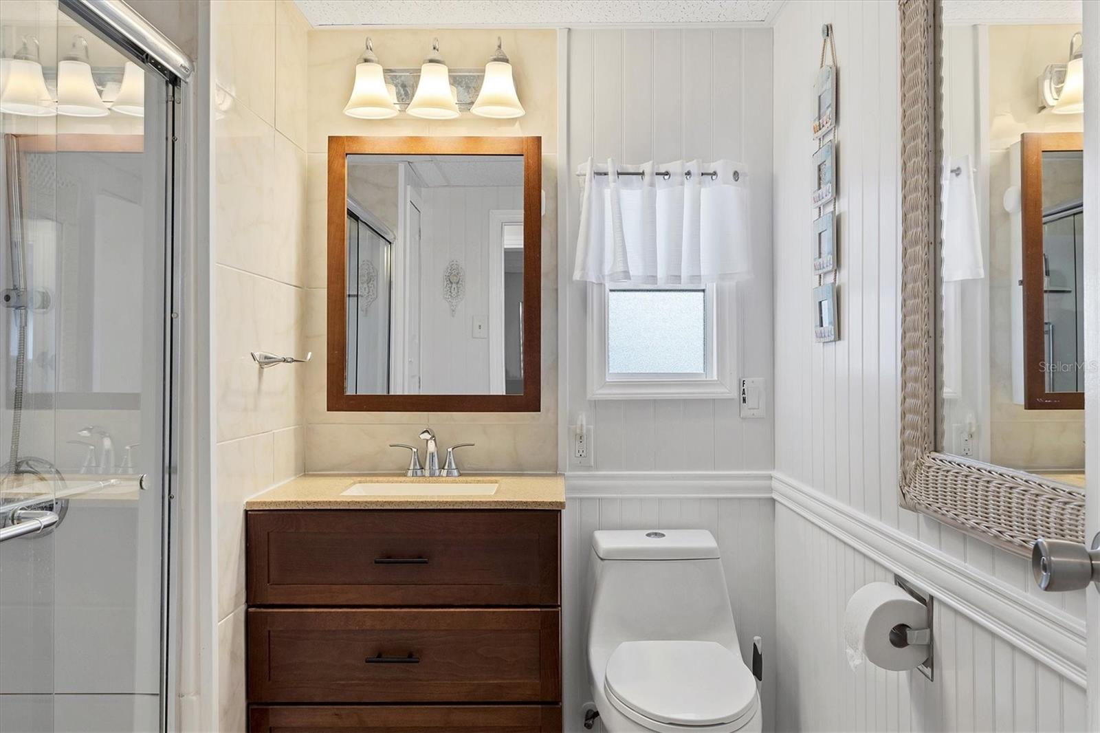 6401 FLORAL CT — photo 26
