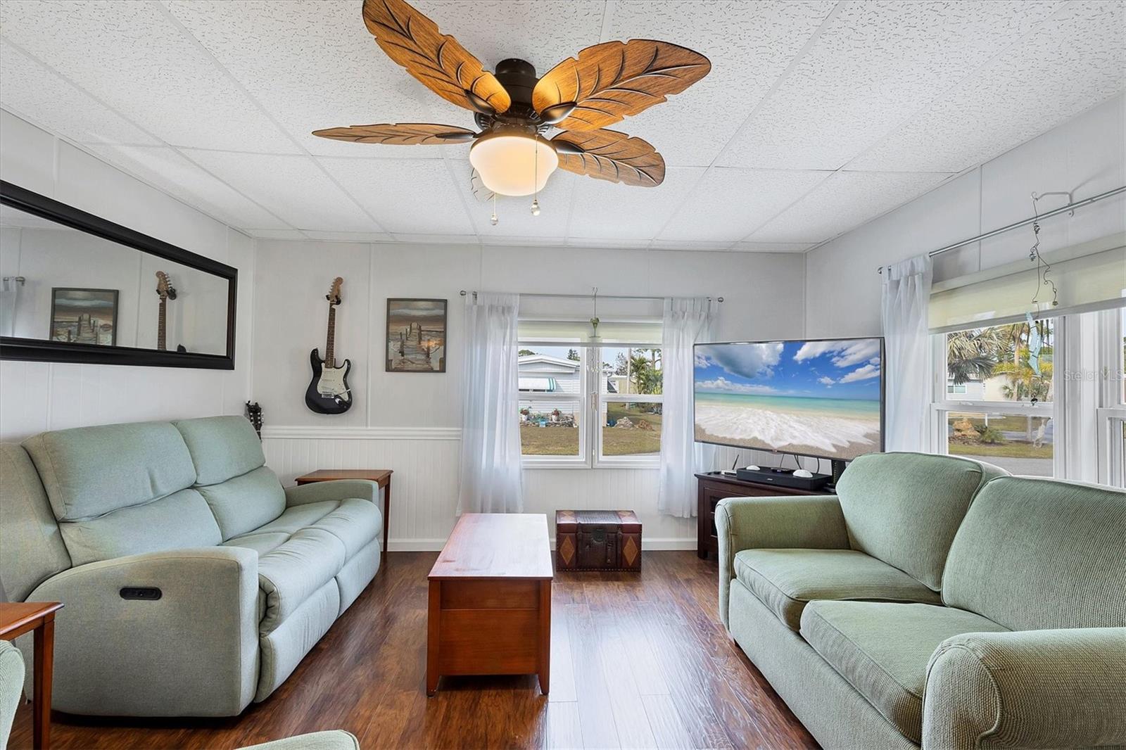 6401 FLORAL CT — photo 14