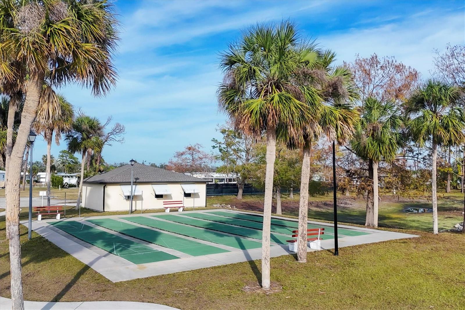 6401 FLORAL CT — photo 52