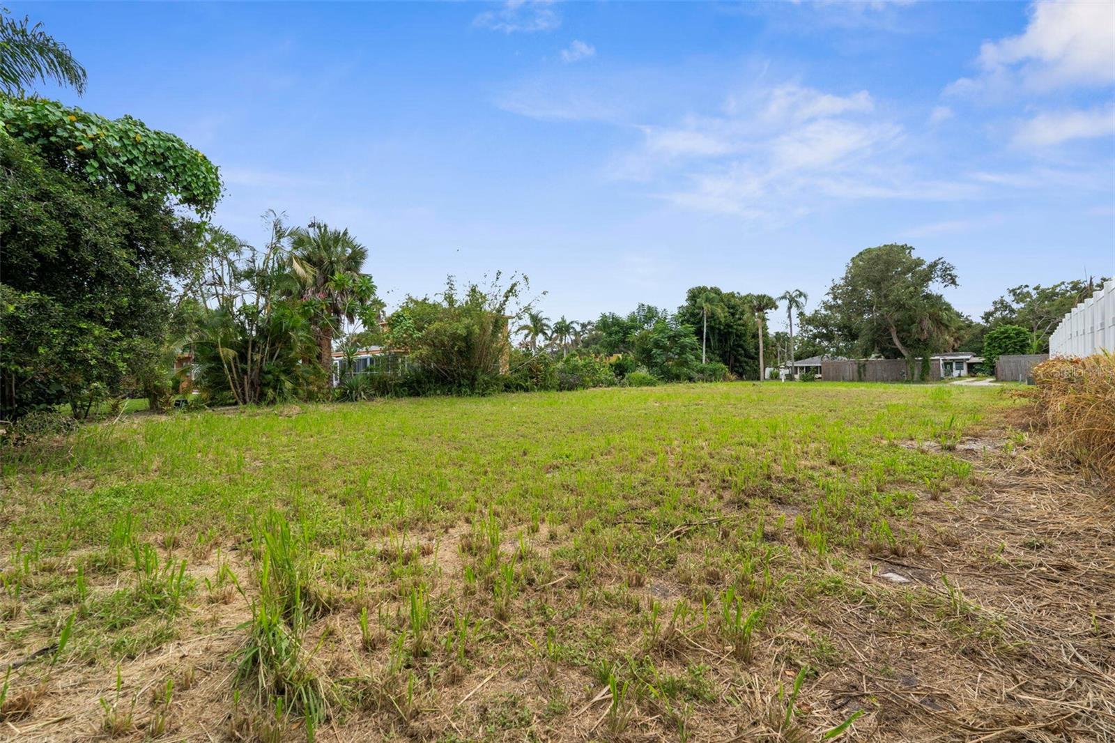 216 PAVONIA RD — photo 11