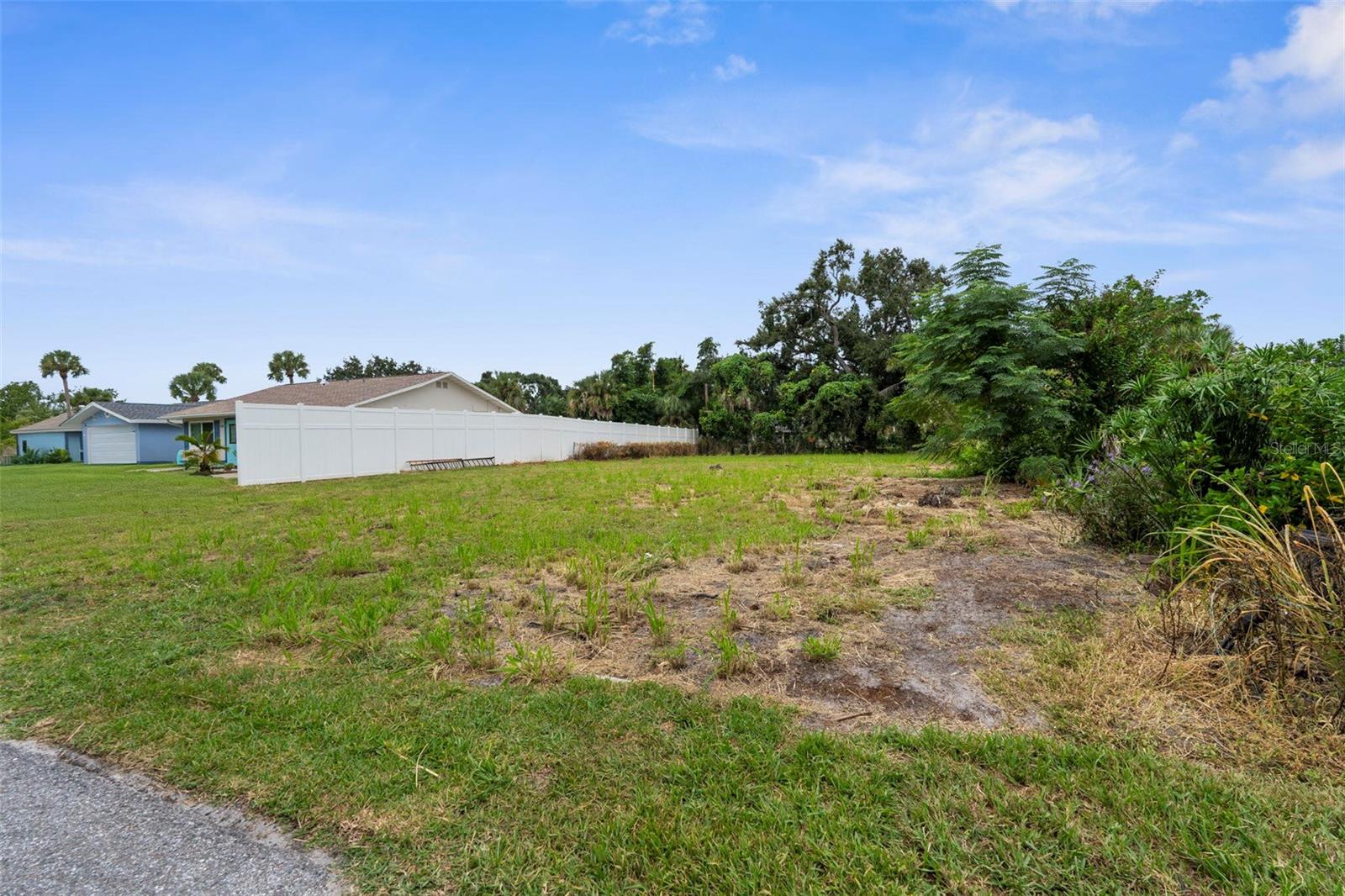216 PAVONIA RD — photo 12