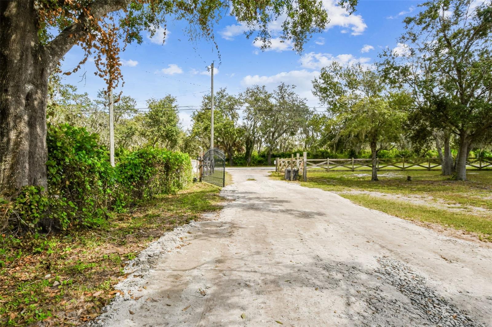 15019 CARLTON LAKE RD — photo 43