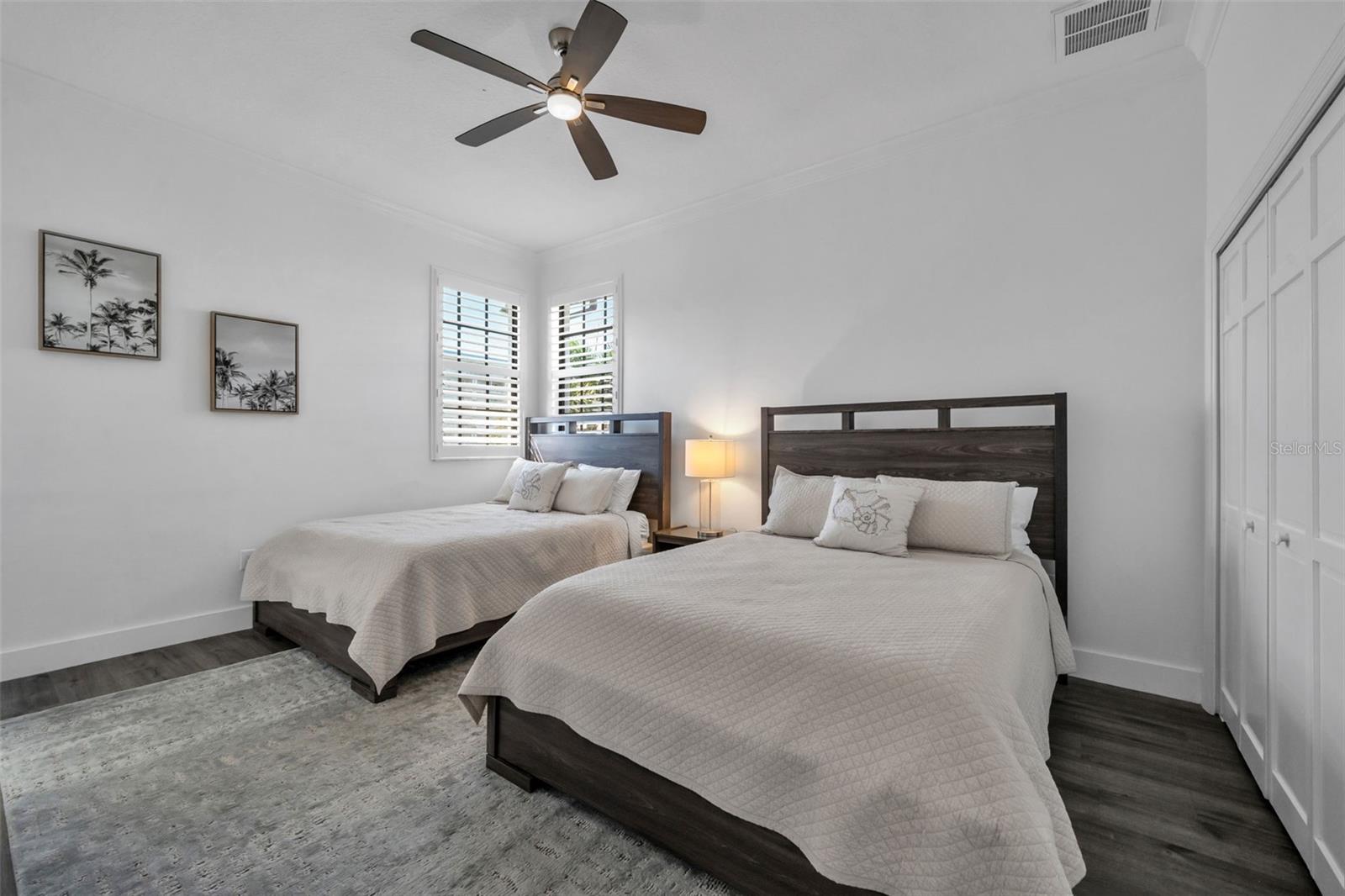 112 LEEWARD IS — photo 20