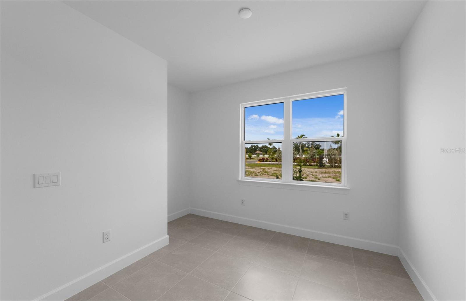 1596 TAVIRA PL — photo 21