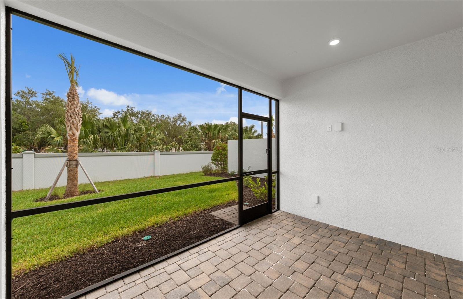 1596 TAVIRA PL — photo 17