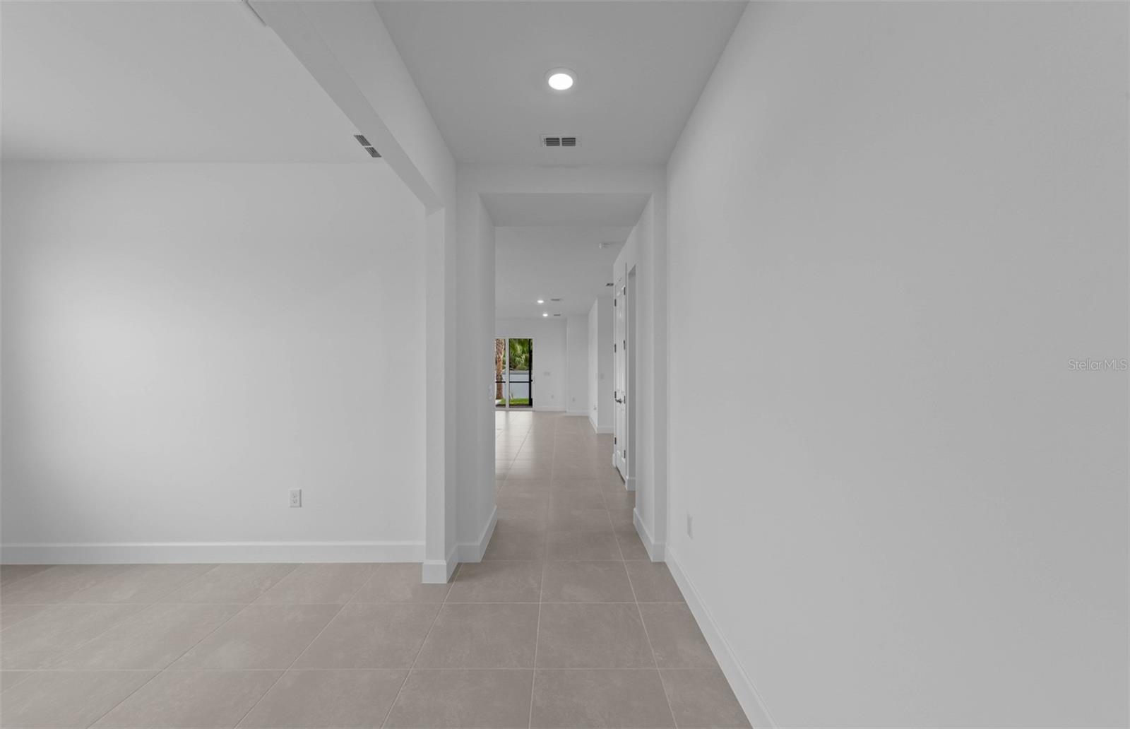 1596 TAVIRA PL — photo 23