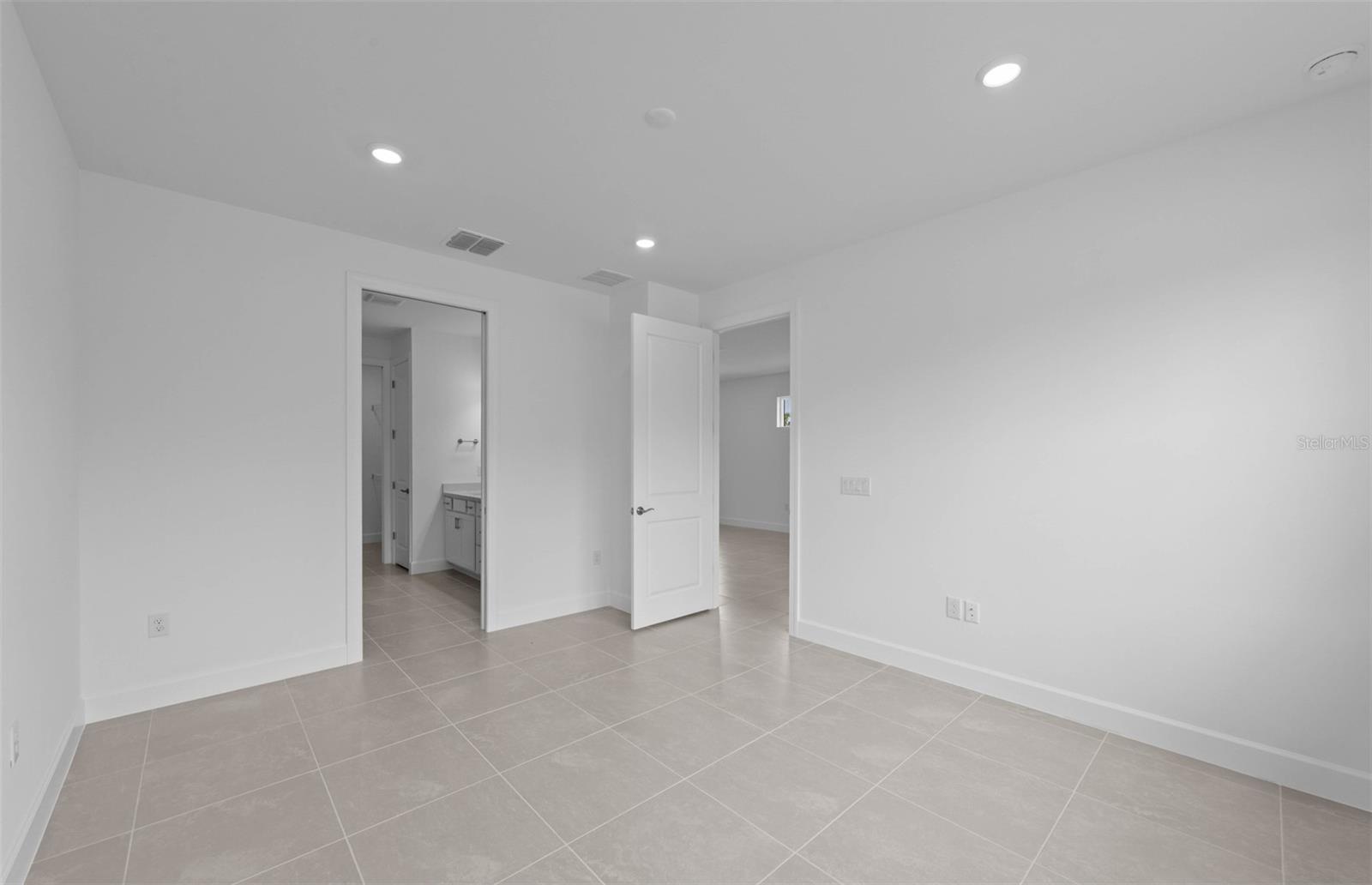 1596 TAVIRA PL — photo 14