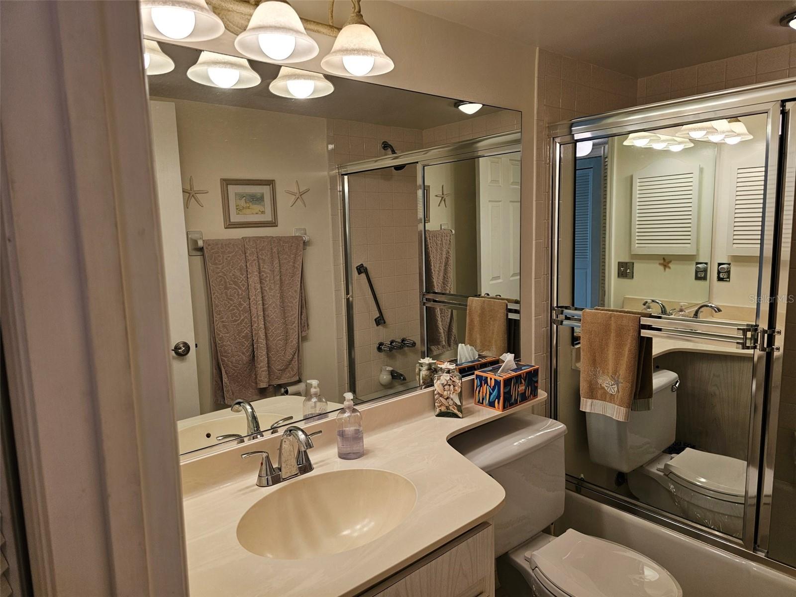4765 INDEPENDENCE DR — photo 24