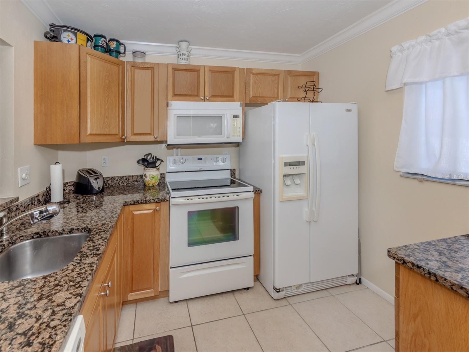 361 AIRPORT AVE E #508 — photo 11