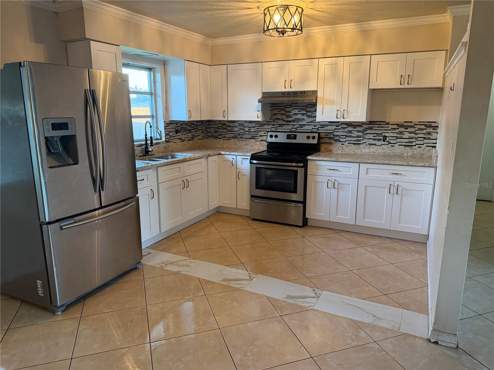 1104 FRUITLAND AVE. — photo 4