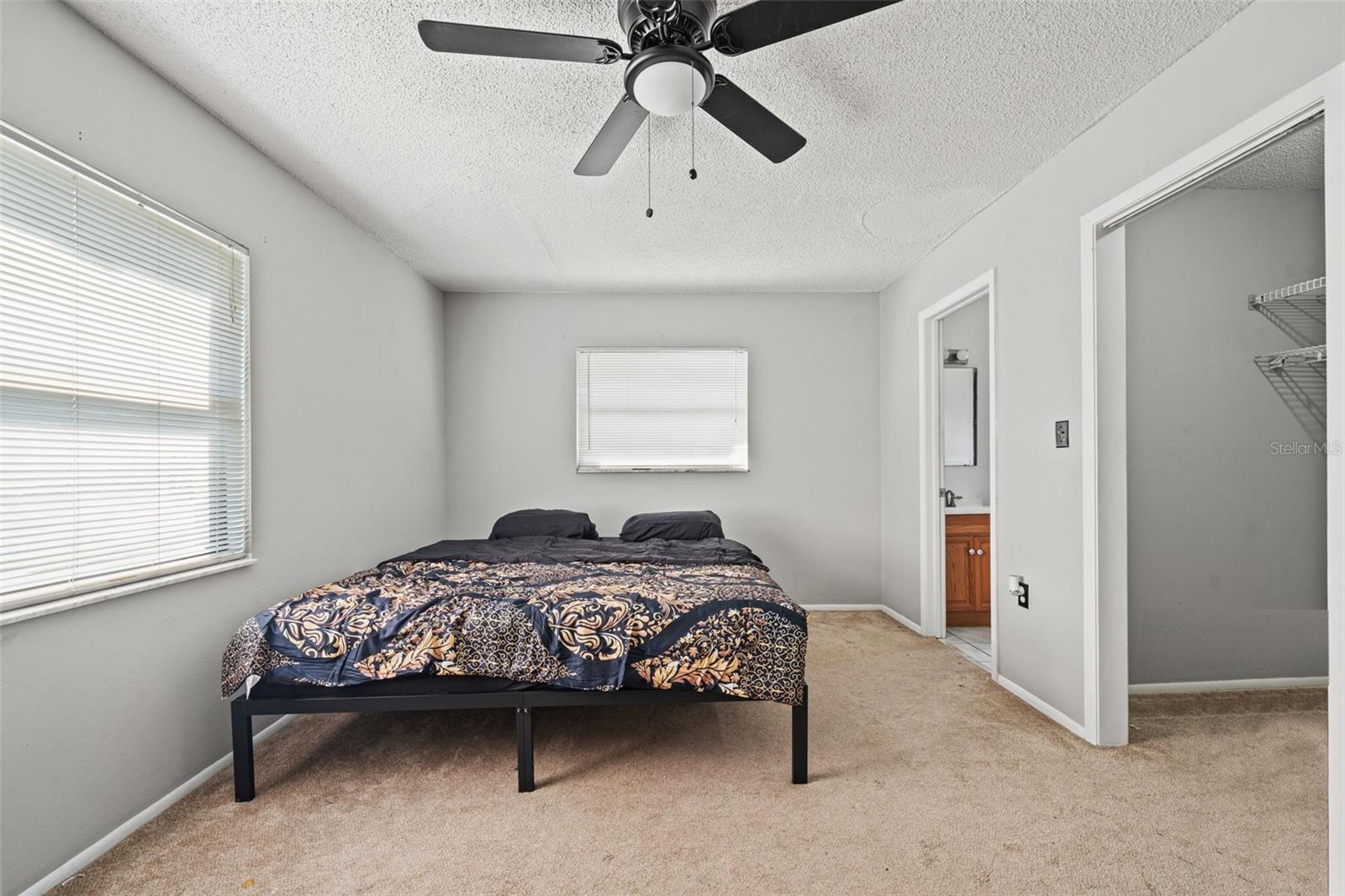 5828 MARIPOSA DR — photo 15