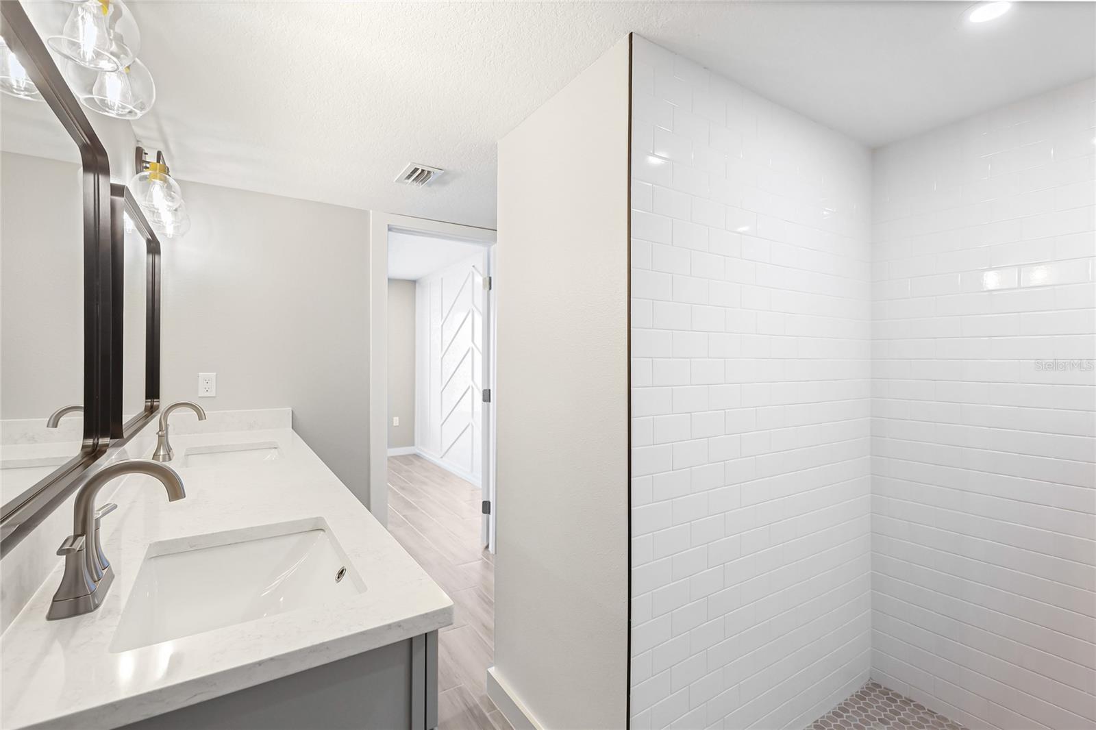 4444 NARRAGANSET TRL #96 — photo 24