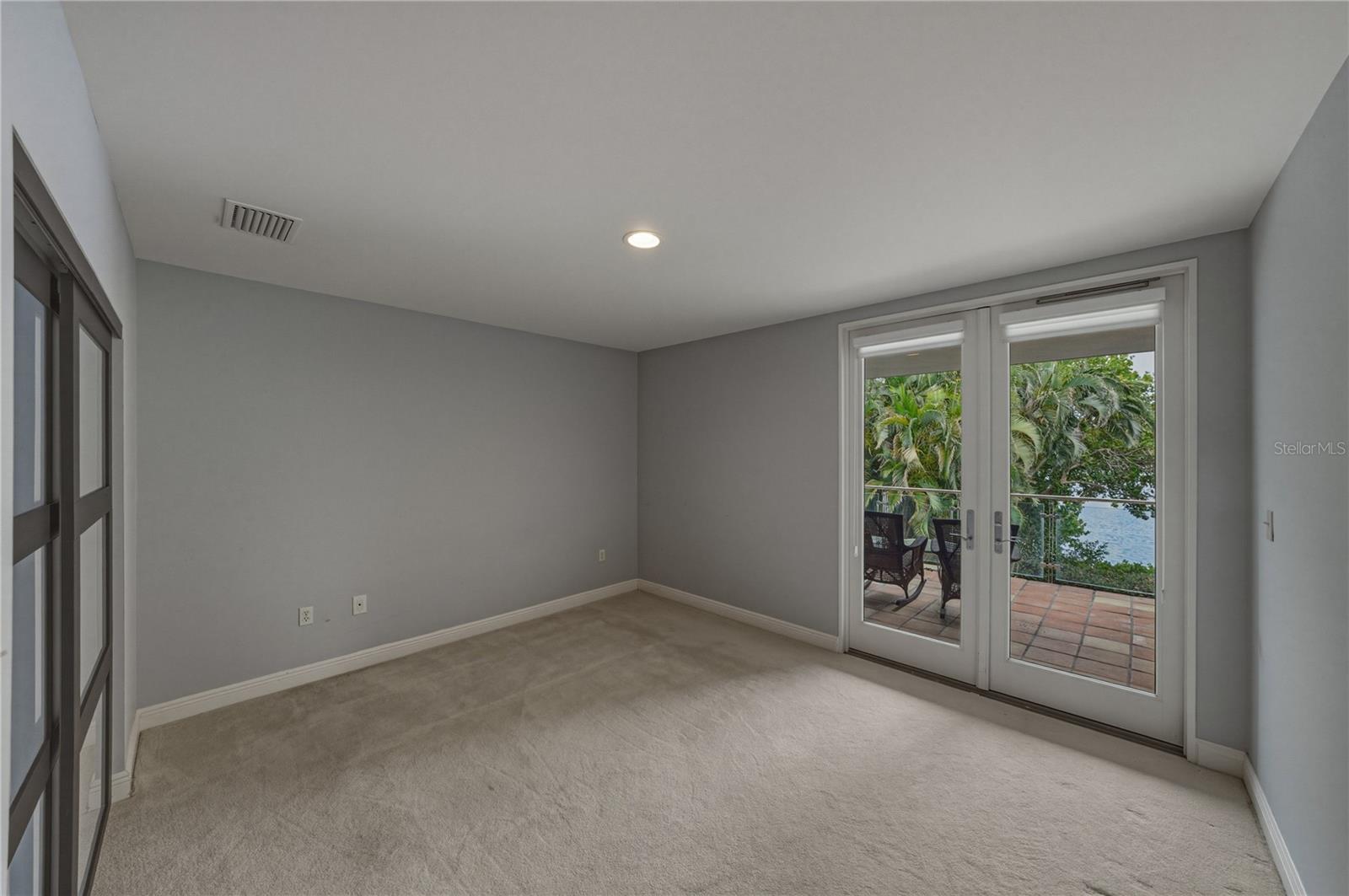 838 MONTEREY BLVD NE — photo 35