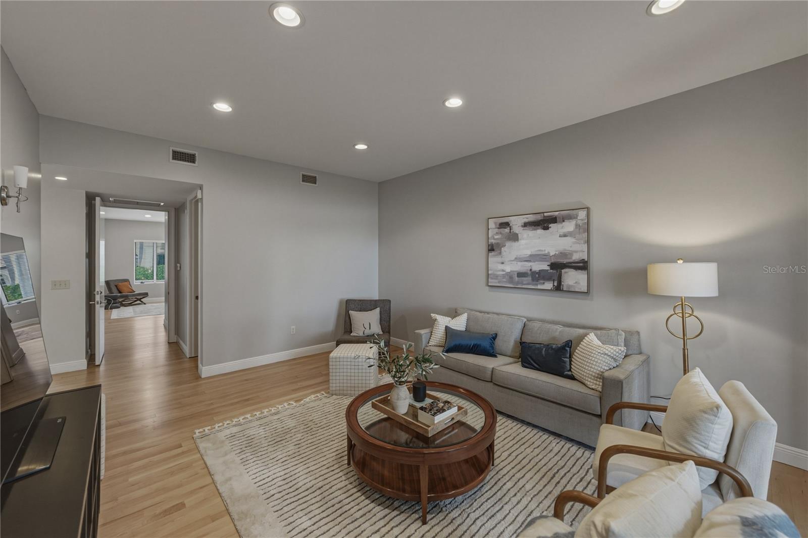 838 MONTEREY BLVD NE — photo 10