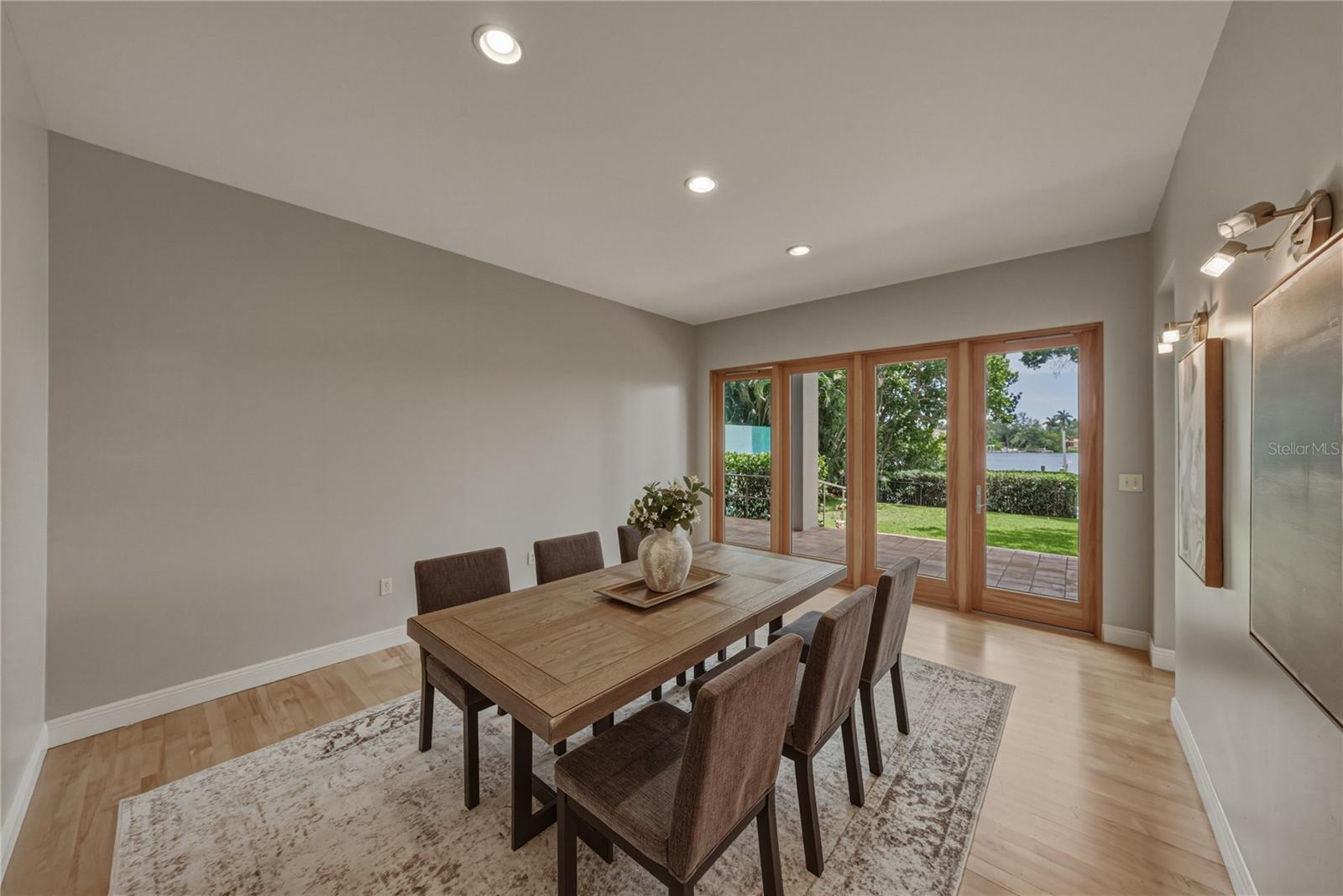 838 MONTEREY BLVD NE — photo 11