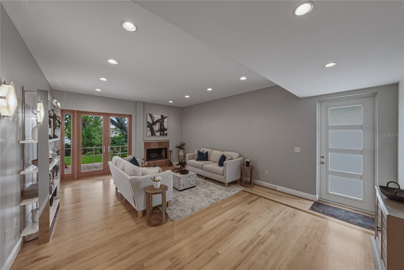 838 MONTEREY BLVD NE — photo 21