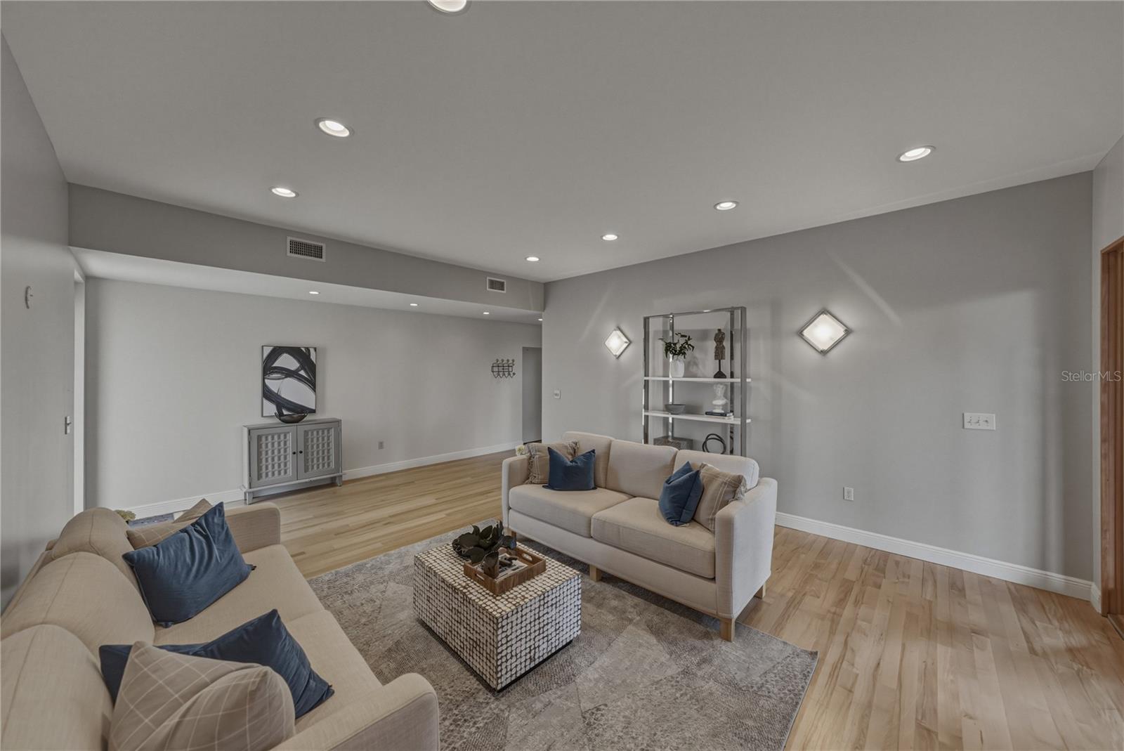 838 MONTEREY BLVD NE — photo 25
