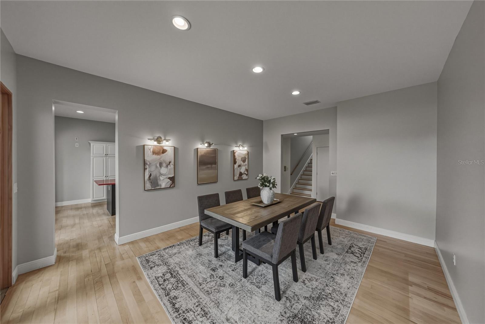 838 MONTEREY BLVD NE — photo 13