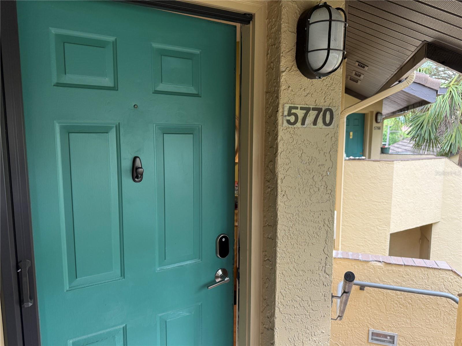 5770 ASHTON LAKE DR #8 — photo 2