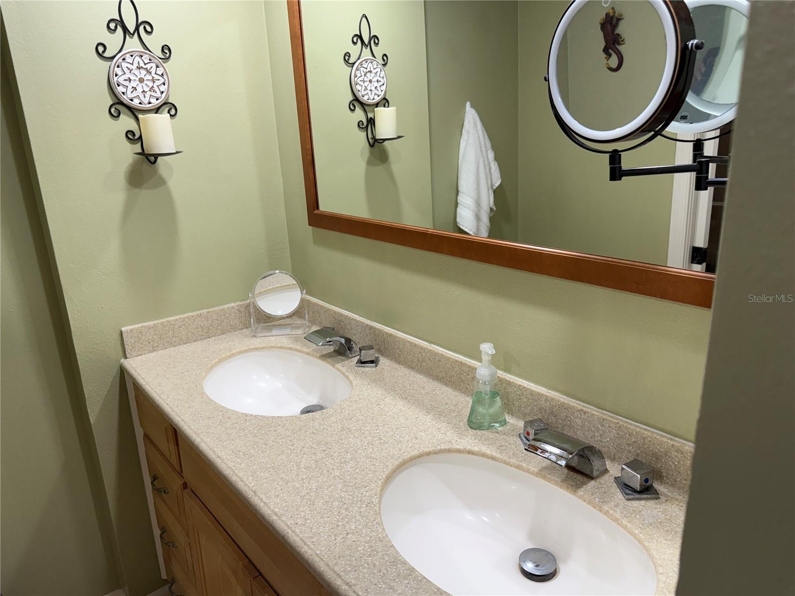 5770 ASHTON LAKE DR #8 — photo 27