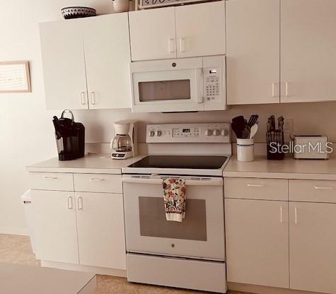 8735 OLDE HICKORY AVE #8302 — photo 3