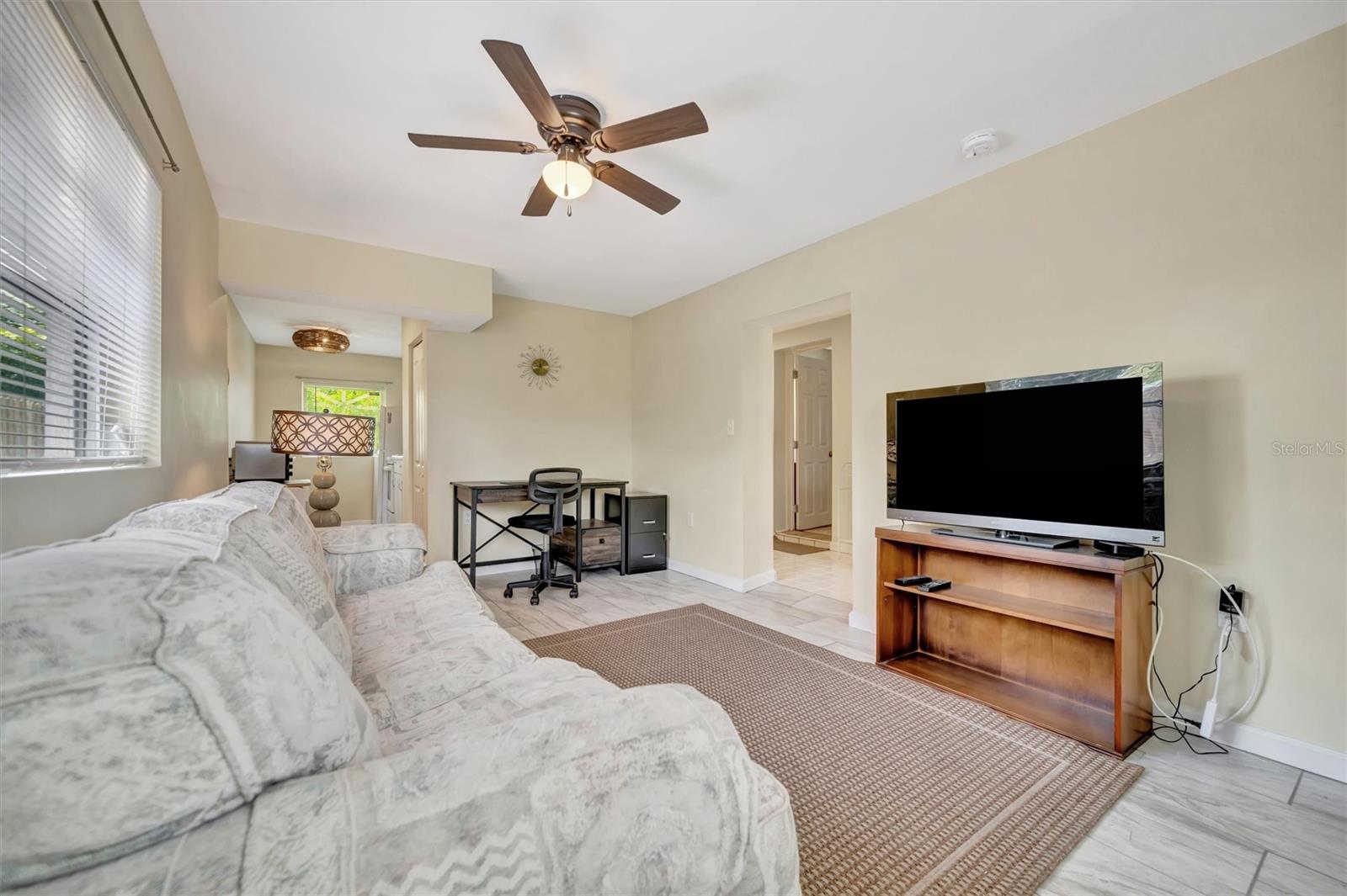 7959 HYDE PARK AVE — photo 38