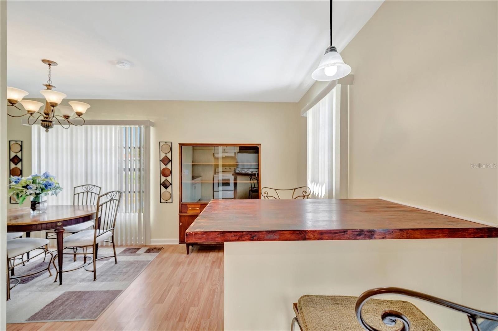 7959 HYDE PARK AVE — photo 27