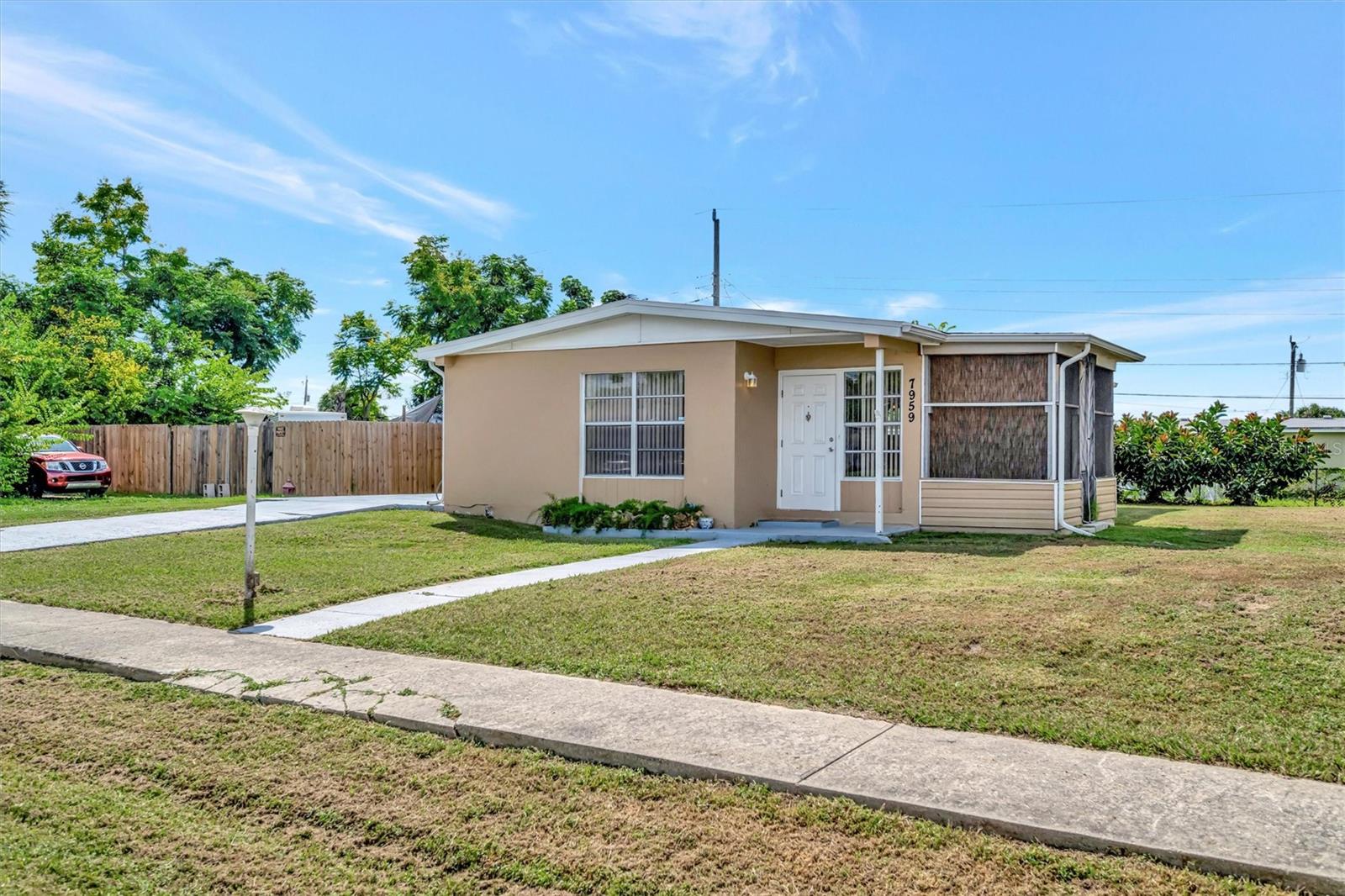 7959 HYDE PARK AVE — photo 3