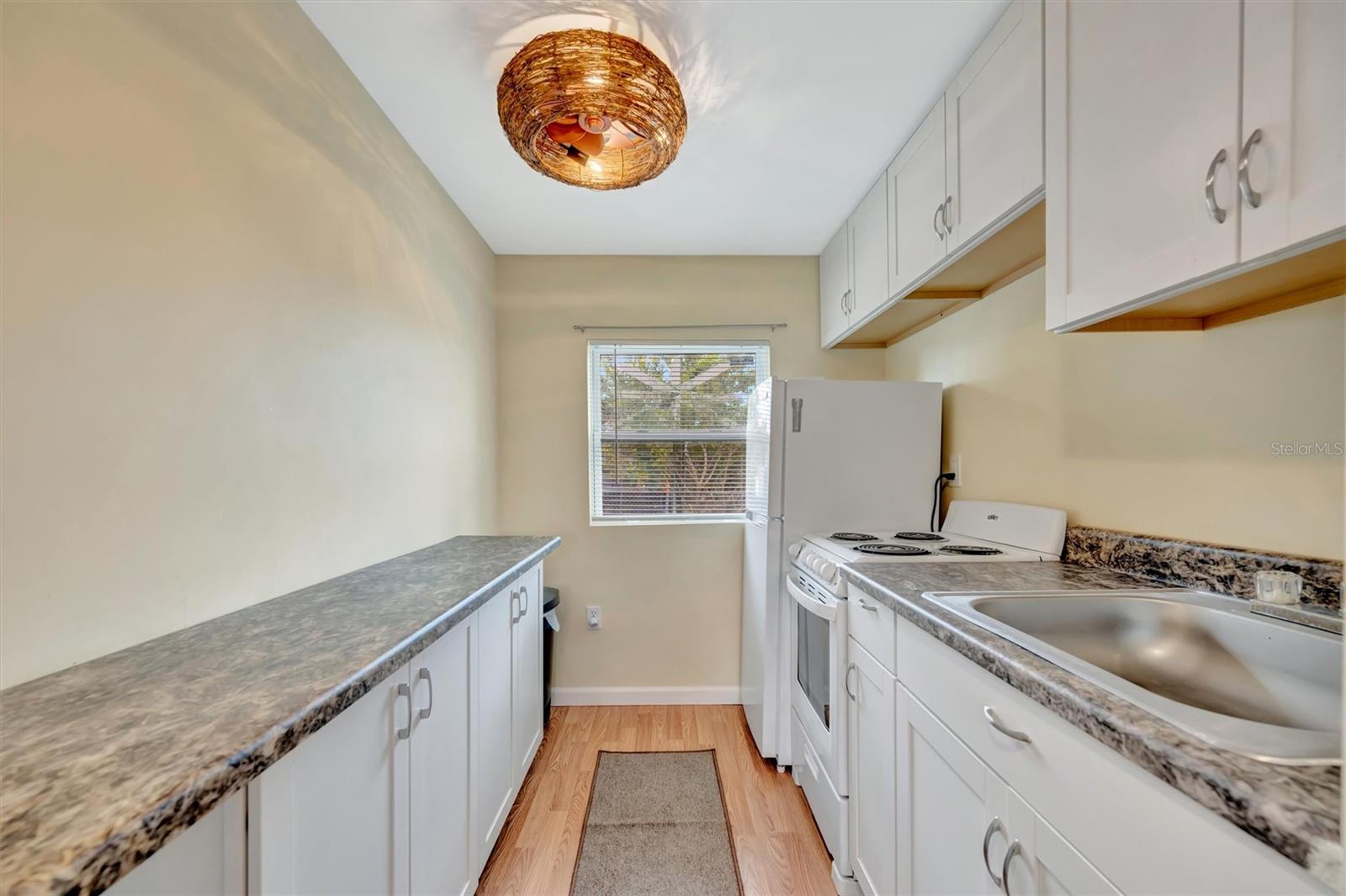 7959 HYDE PARK AVE — photo 42
