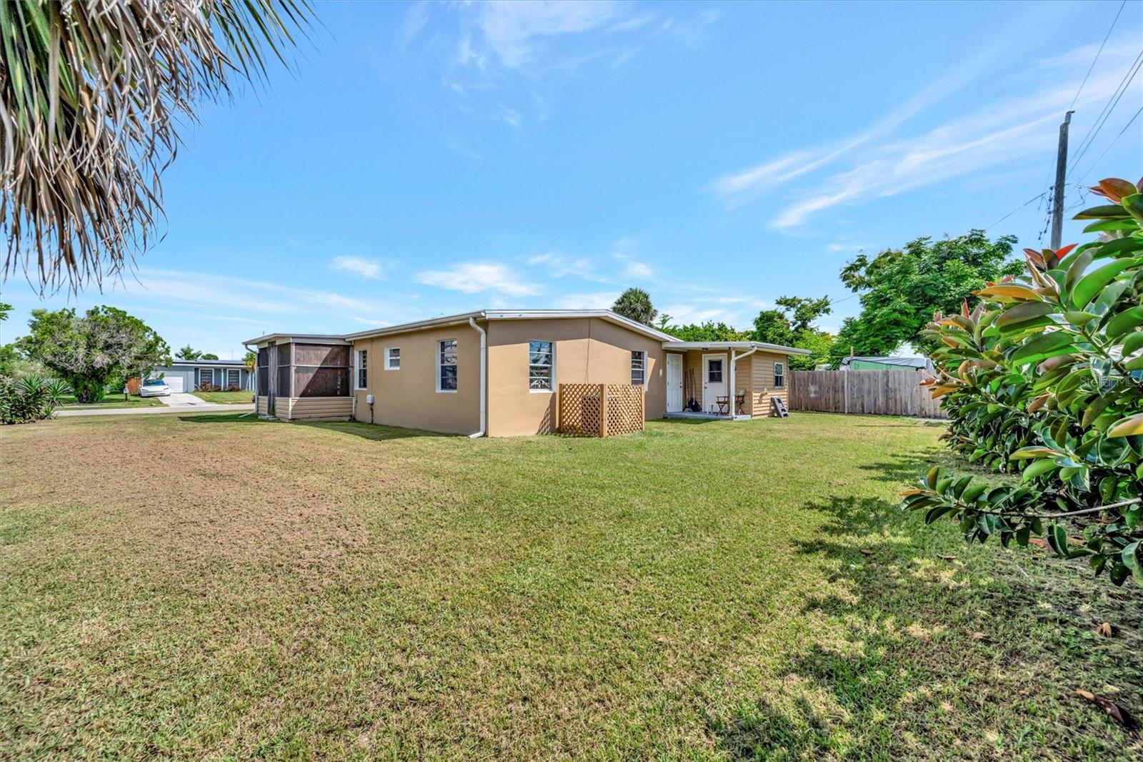 7959 HYDE PARK AVE — photo 10